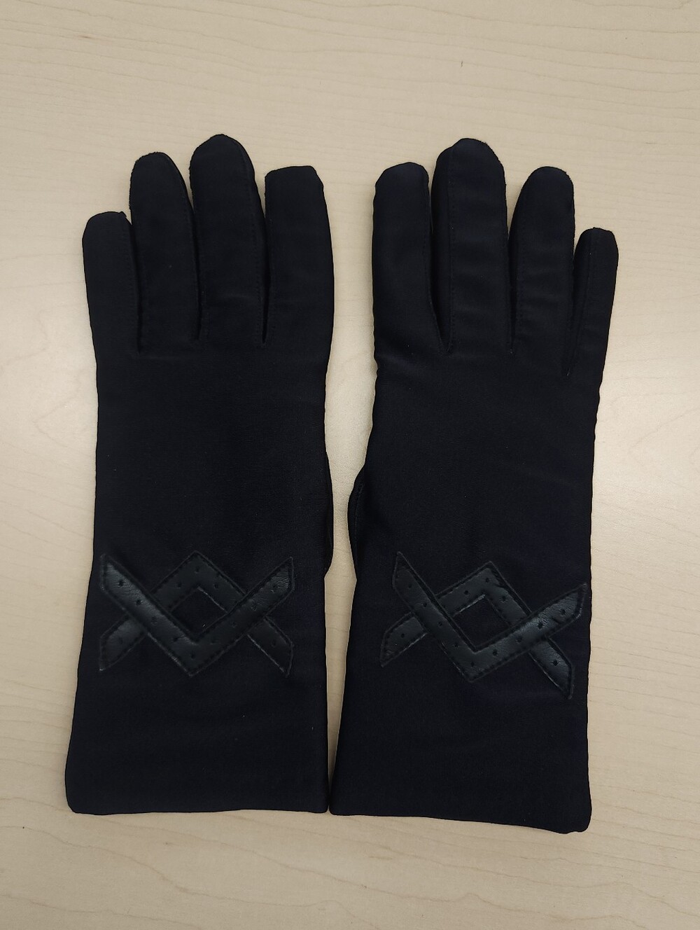 Women's Black Dress Gloves with Decorative Stitch Detail
